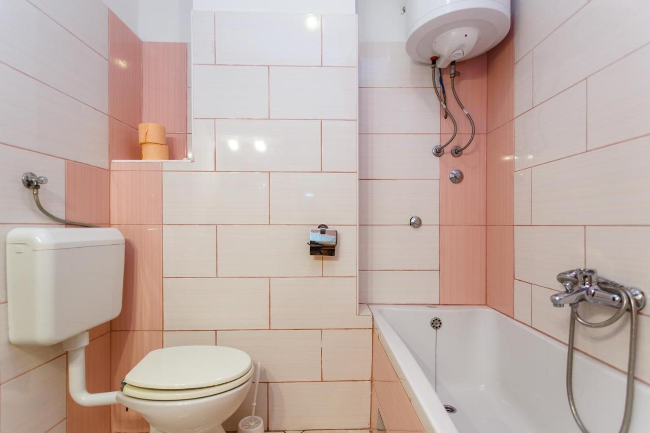 Apartment Dragica Krk Town Eksteriør bilde